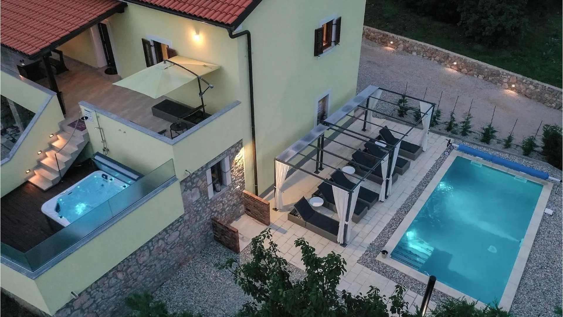 Villa Holiday Home Tos Risika Croatia